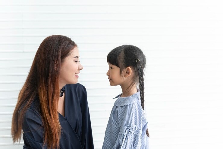 anak berbohong, cara menghadapi anak bohong, parenting positif, komunikasi orang tua anak, membangun kejujuran anak, tips parenting anak jujur, alasan anak tidak jujur